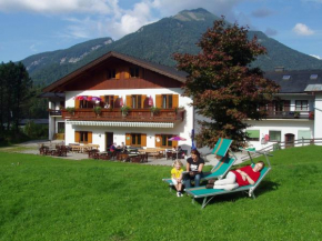 Отель Hotel Gasthof zur Wacht, Штробль